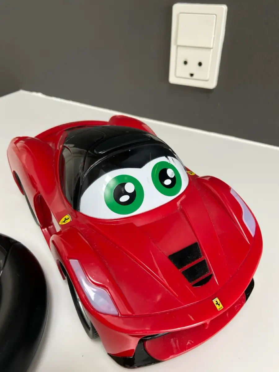 Ferrari Junior fjernstyret bil