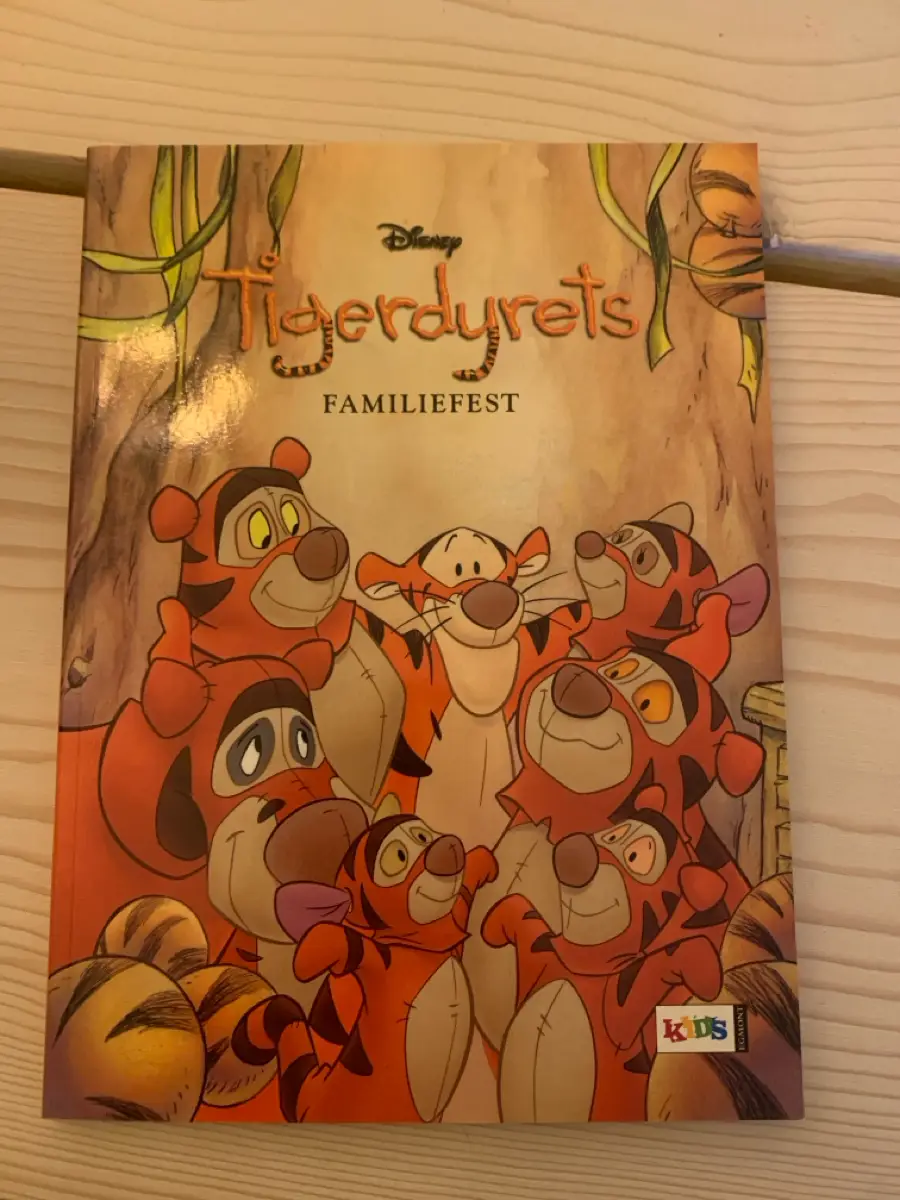 Disney Tigerdyrets familiefest Bog