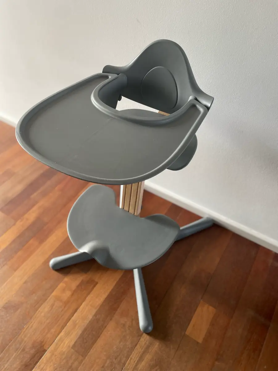 Nomi Highchair