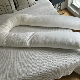 Fossflakes Pregnancy Pillow