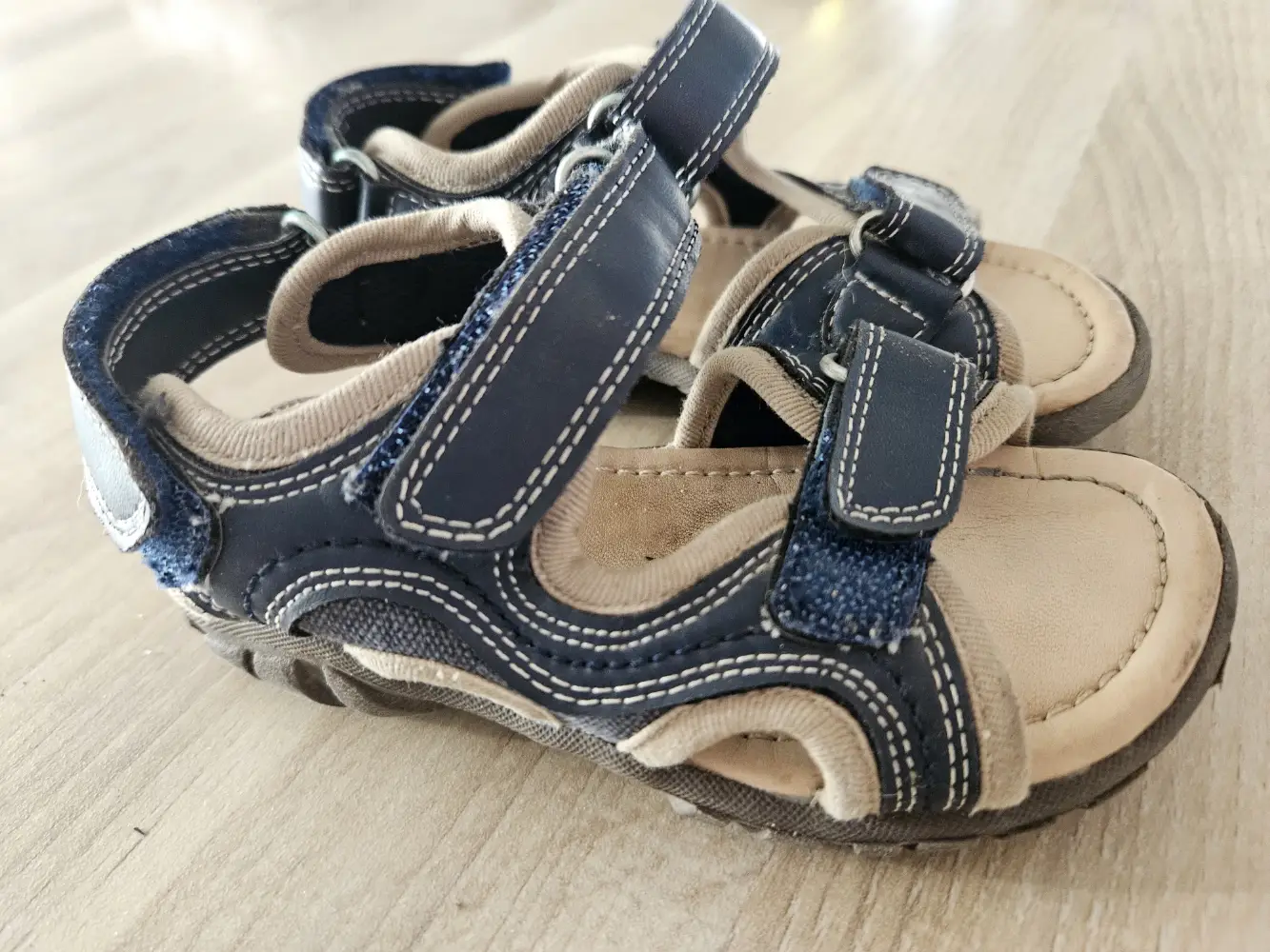 Ukendt Sandal