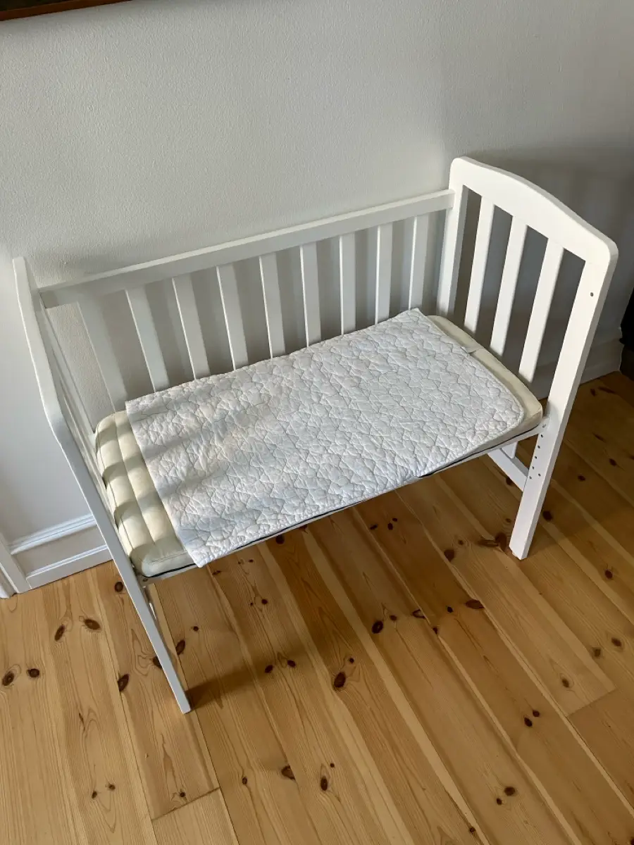 Bedside crib jly best sale