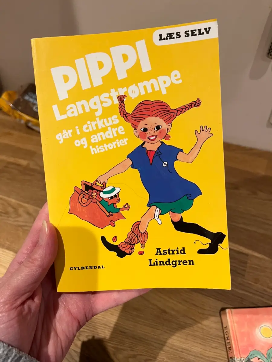 Pippi Langstrømpe går i cirkus Læs selv bog