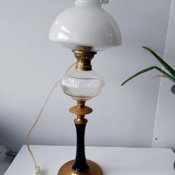 Ældre messing lampe Til strøm