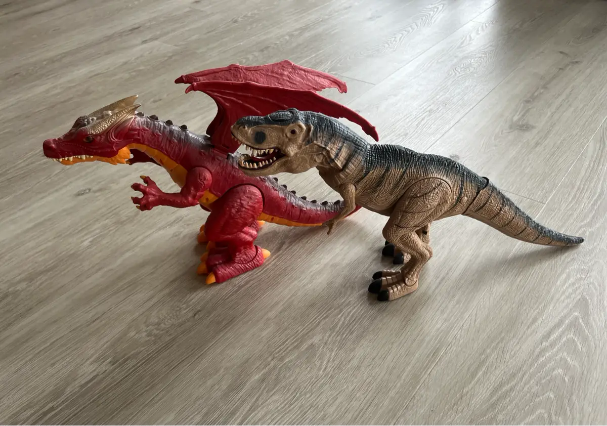 Ukendt Dinosaurer og drage