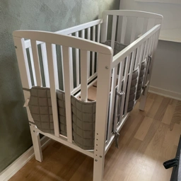 Baby Dan Bedside crib