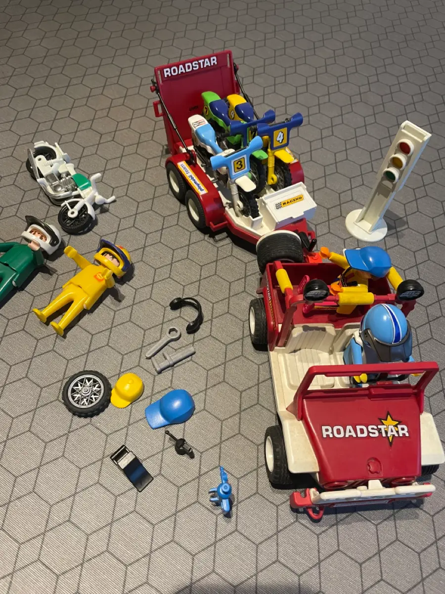 Vintage playmobil Roadstar Jeep nr 3143 Its koral