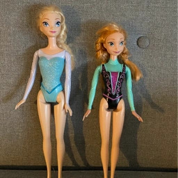 Barbie- Frost Elsa og Anna dukker