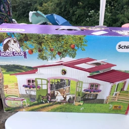 Schleich Hestestald