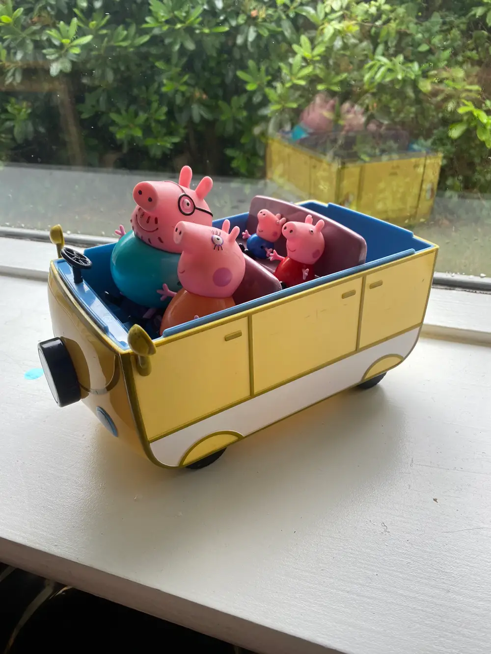 Unknown Peppa pig bil