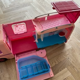 Barbie Autocamper