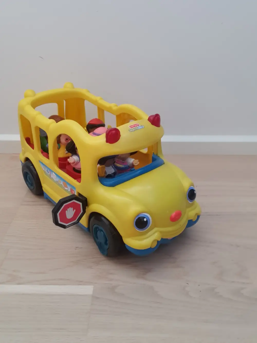 Fisher Price Bus med lyd og figurer