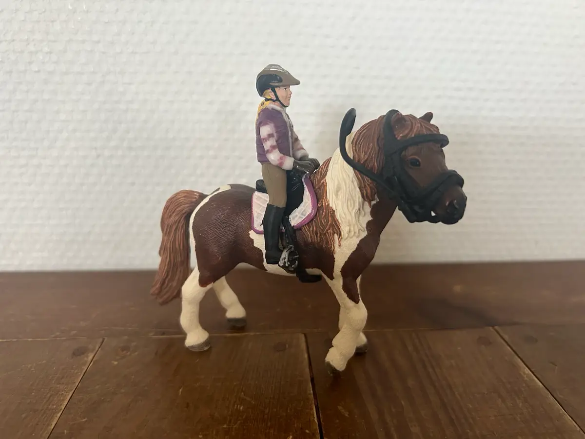 Schleich Hest med rytter