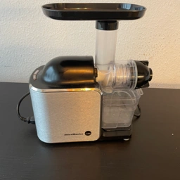 Wilfa Slowjuicer