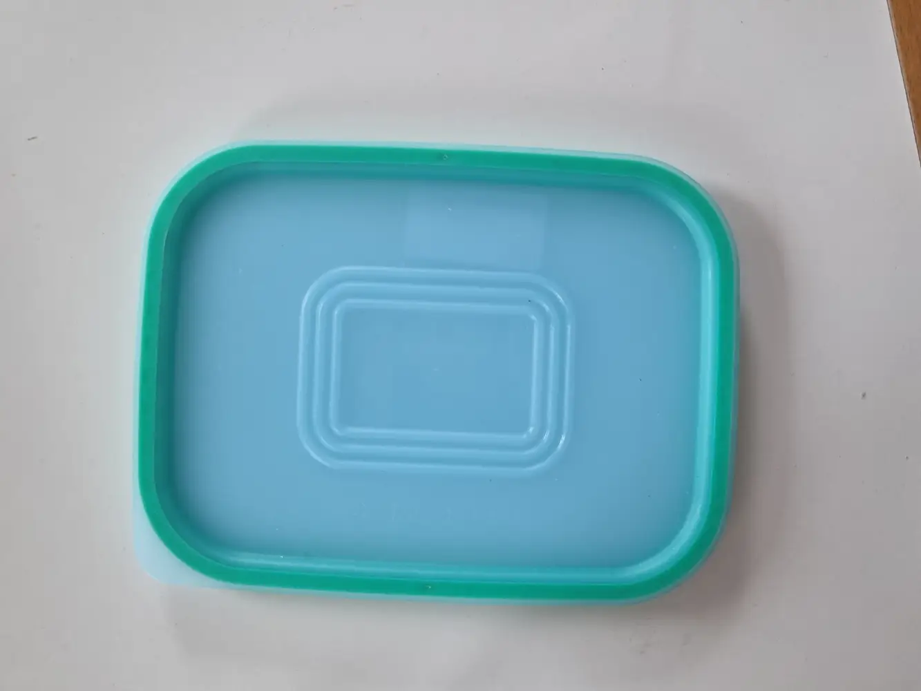 Ukendt Tupperware