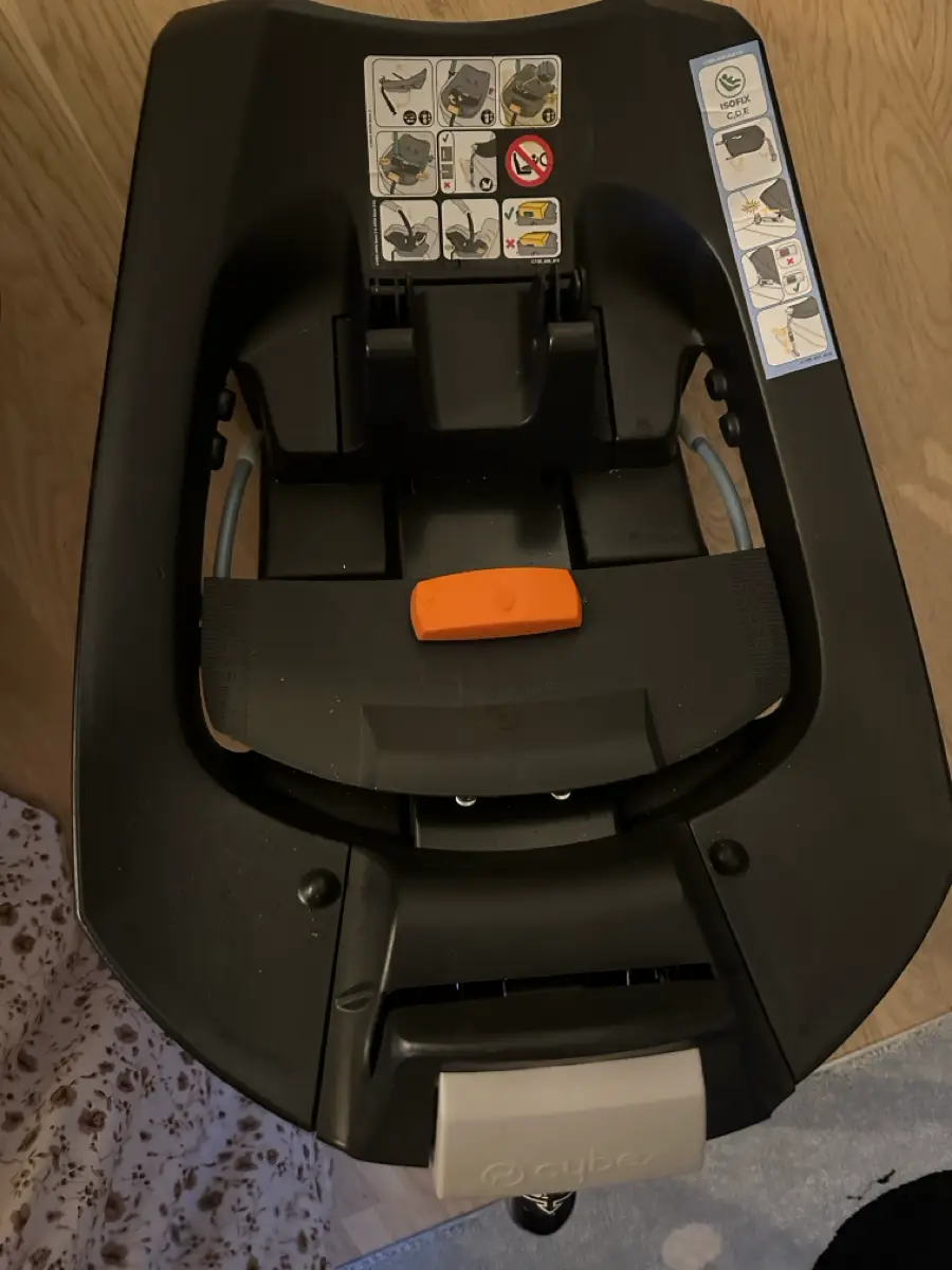 CYBEX Autostol inkl base + regnslag