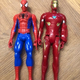 Marvel Iron man og spiderman 30 cm