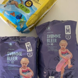 Huggies Svømmebleer