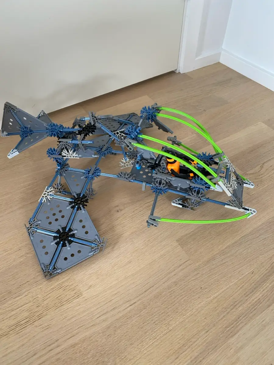 Knex Fly