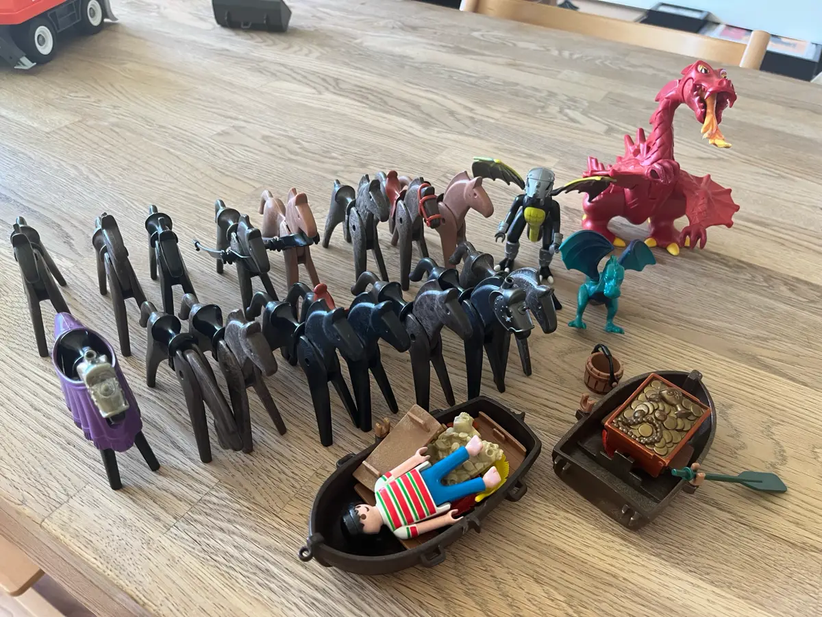 Playmobil Heste drager og lidt pirat