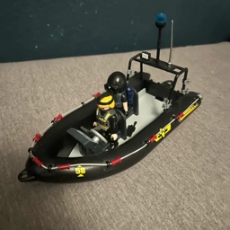 Playmobil SWAT motorbåd