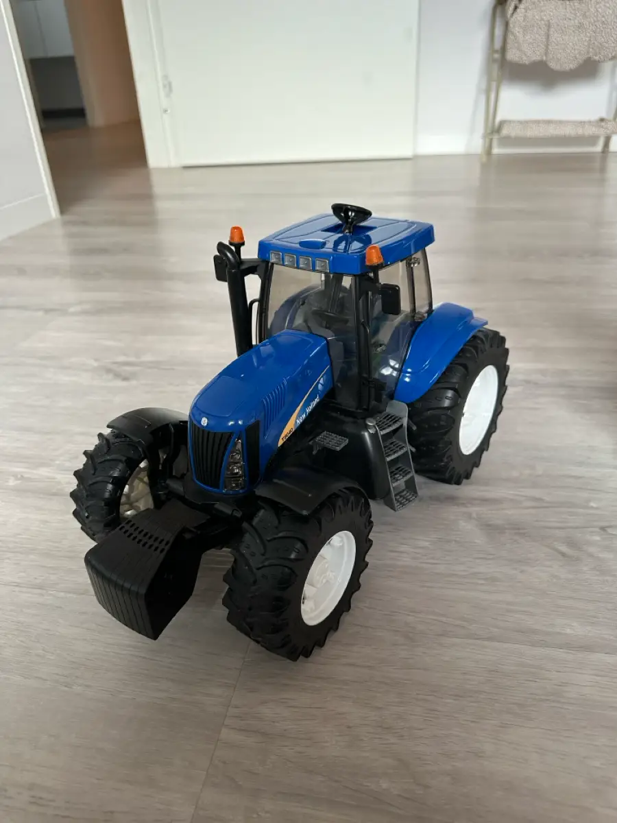 Bruder New Holland traktor