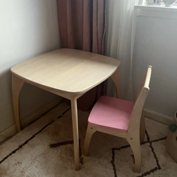 Pin furniture Children table and chair