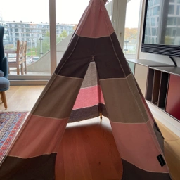 Roommate Tipi telt