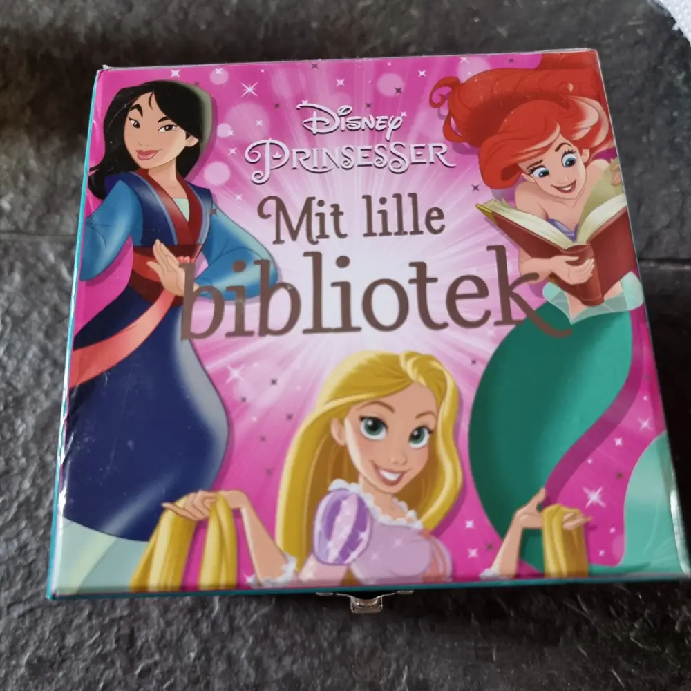 Disney Prinsesser: Mit lille bibliotek Bøger