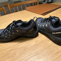 Salomon Goretex sko