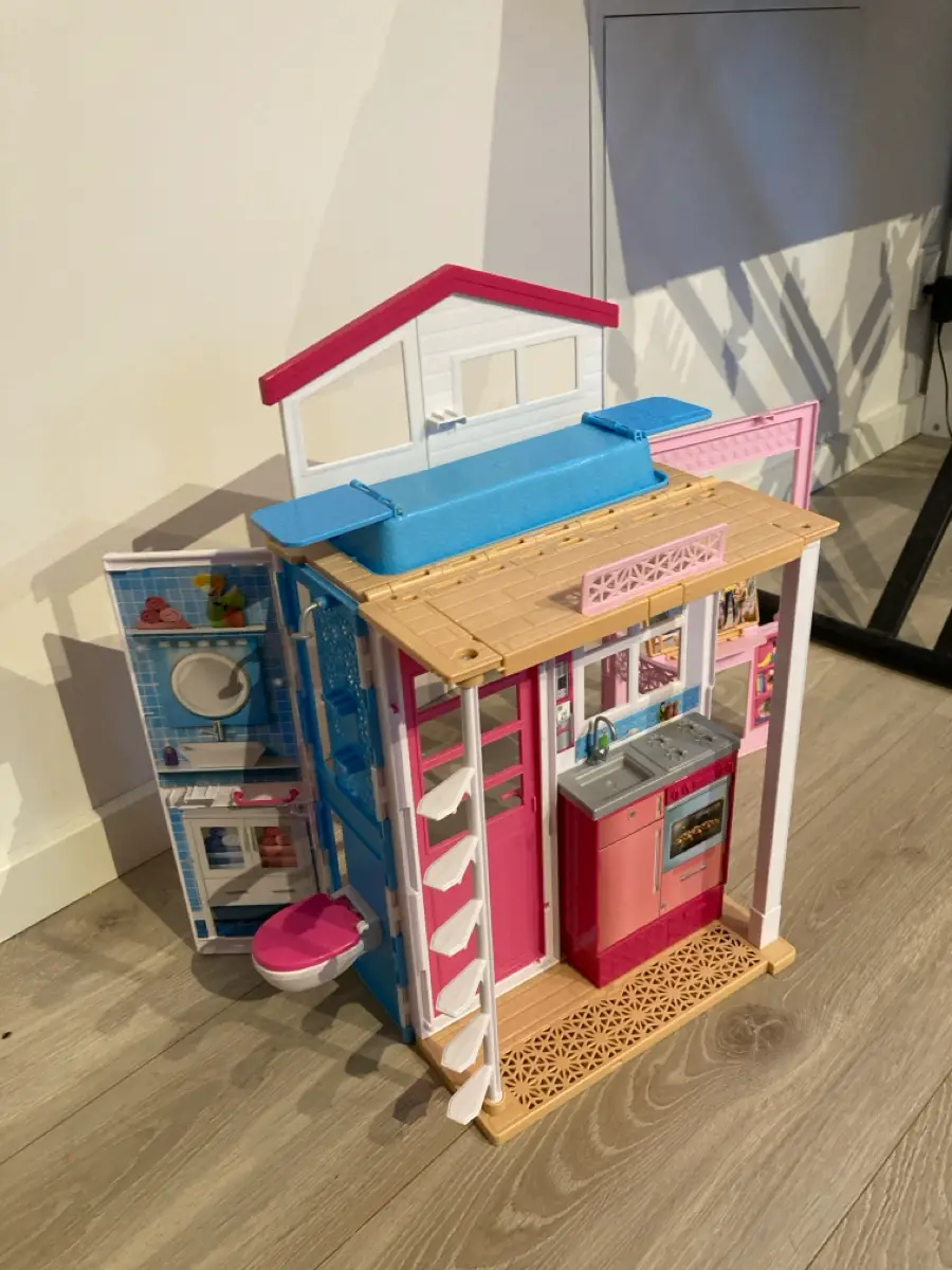 Barbie Foldbart hus