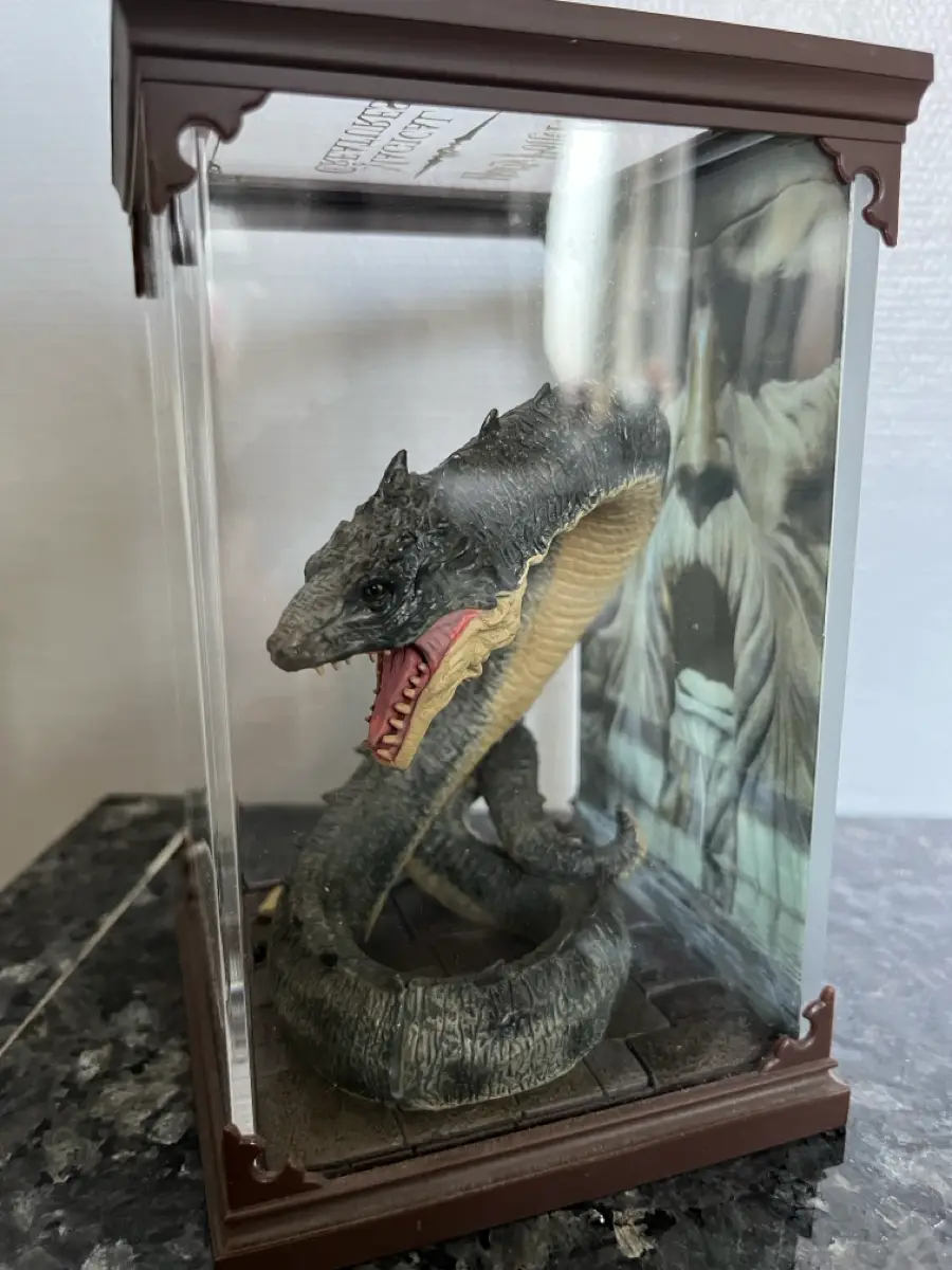 Harry Potter Basilisk figur