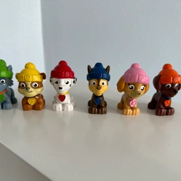 Ukendt Paw Patrol figurer