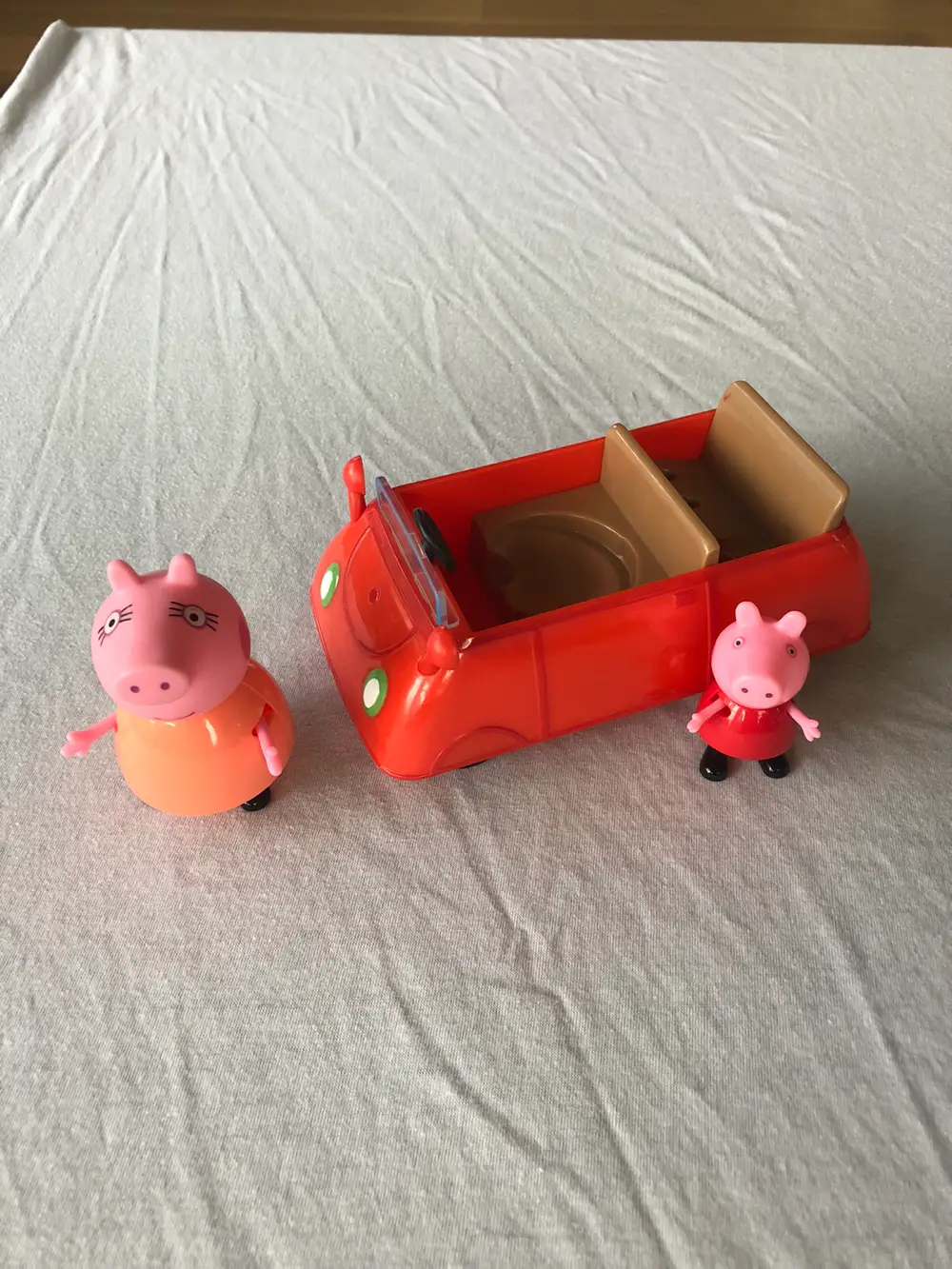 gurli gris Rød bil