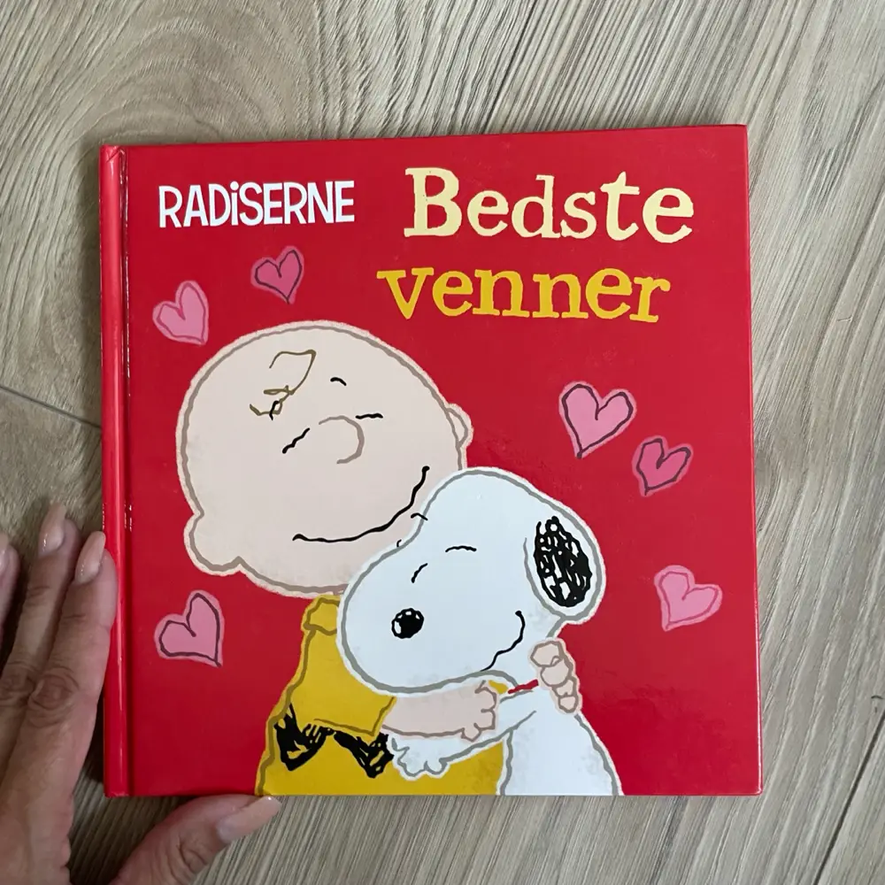 Radiserne - Bedste venner Radiserne nuser bog