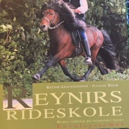 Reynirs Rideskole Bog