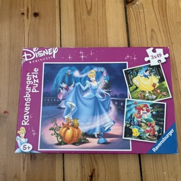 Ravensburger Puslespil med Disney figurer