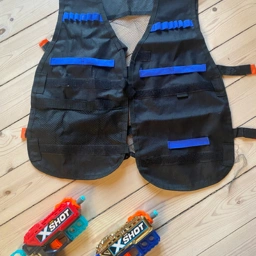 Ukendt Nerf guns og vest