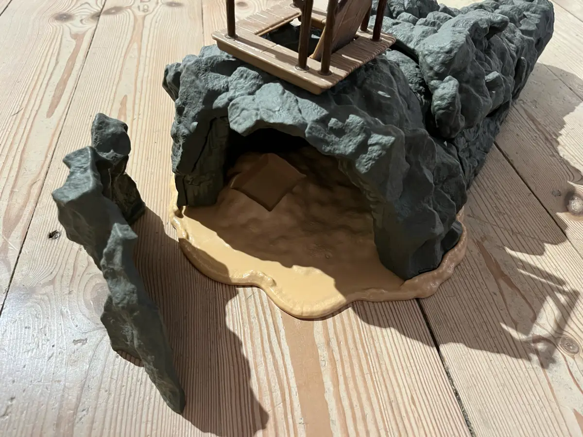 Schleich Grotte