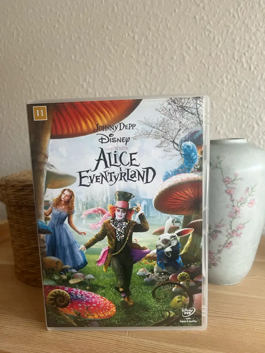 DVD Alice i eventyrland