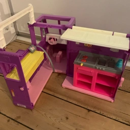 Barbie Barbier Hus møbler bil tøj