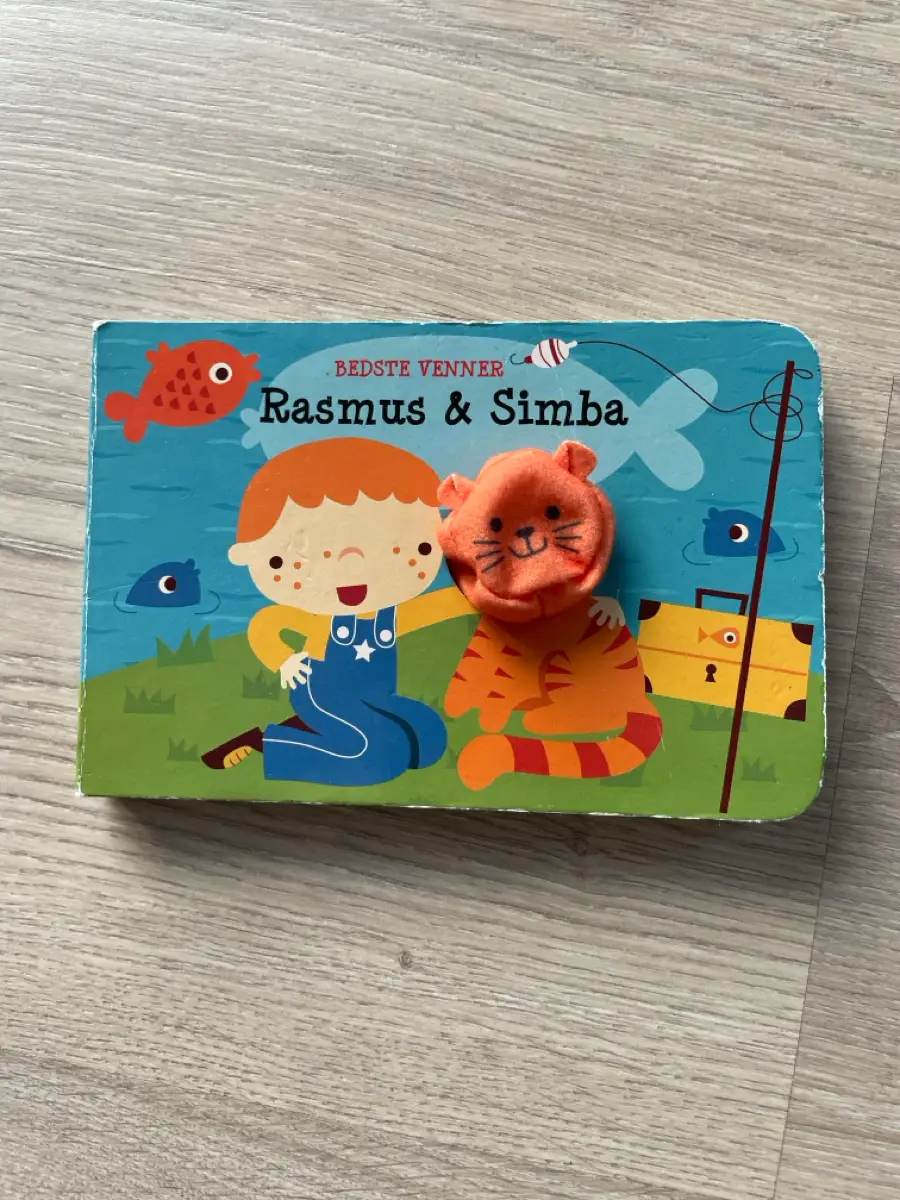 Rasmus og Simba Fingerdukke-bog