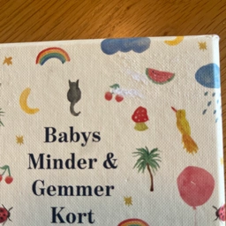 Specialdays Babys minder og gemmer kort