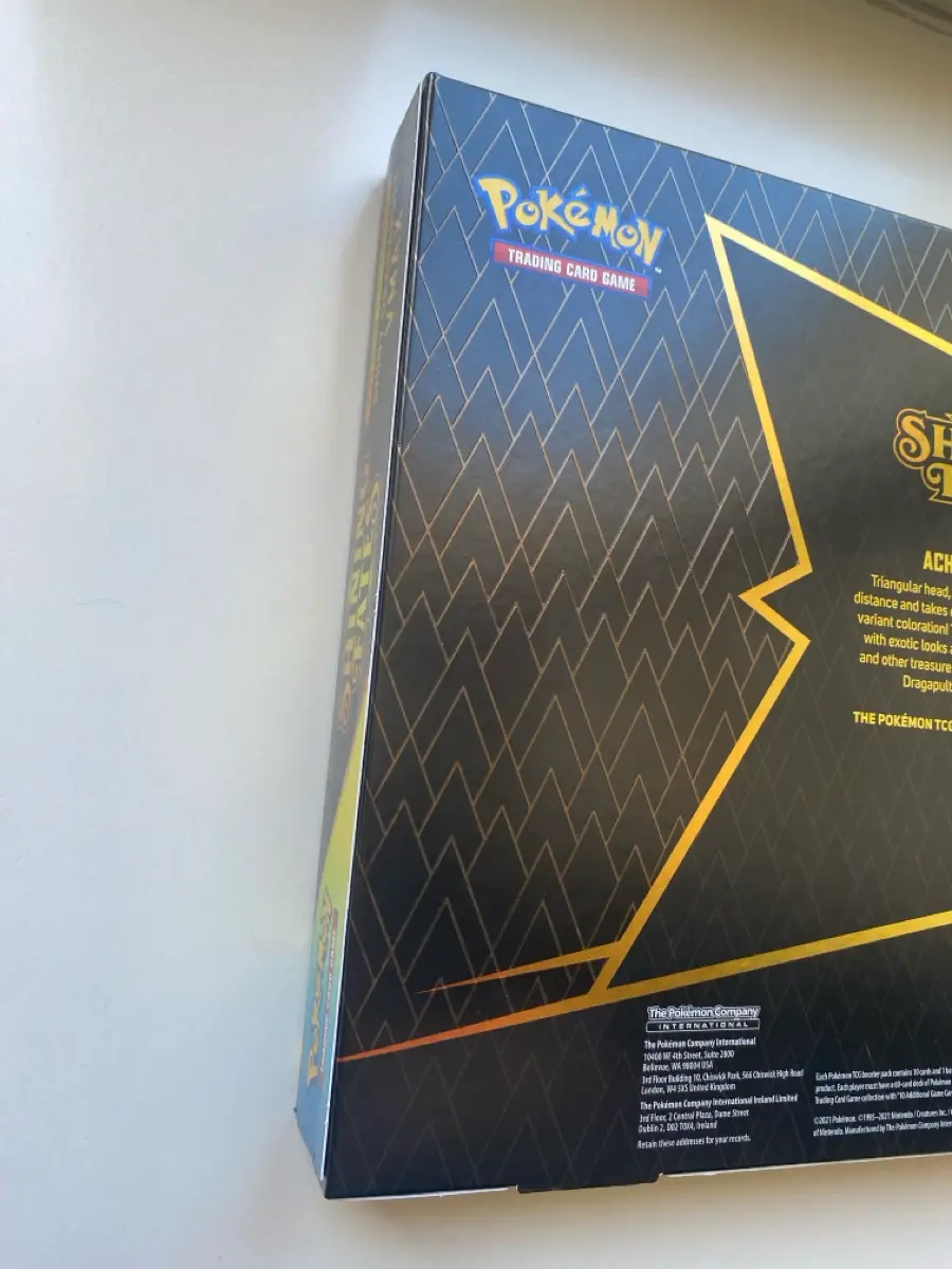 Pokémon Pokemon kort Shiny VMAX æske