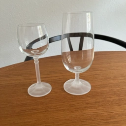 Ukendt Glas