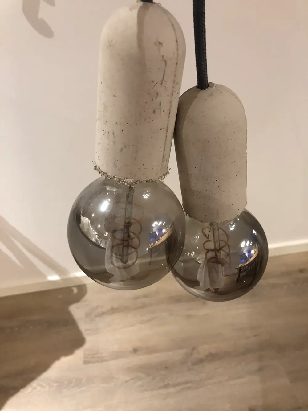 Ide møbler 2 loft lamper