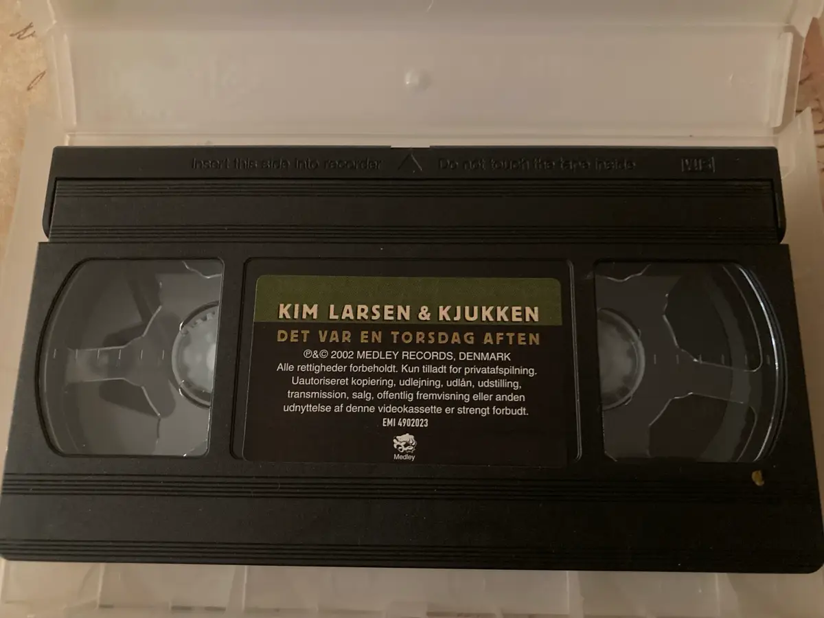 Ukendt VHS Kim Larsen og Kjukken