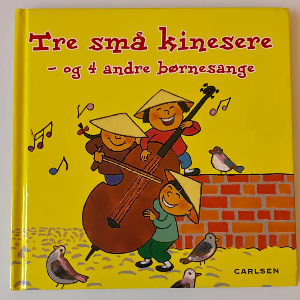 Tre små kinesere - og 4 andre børnesange Skøn lille sangbog