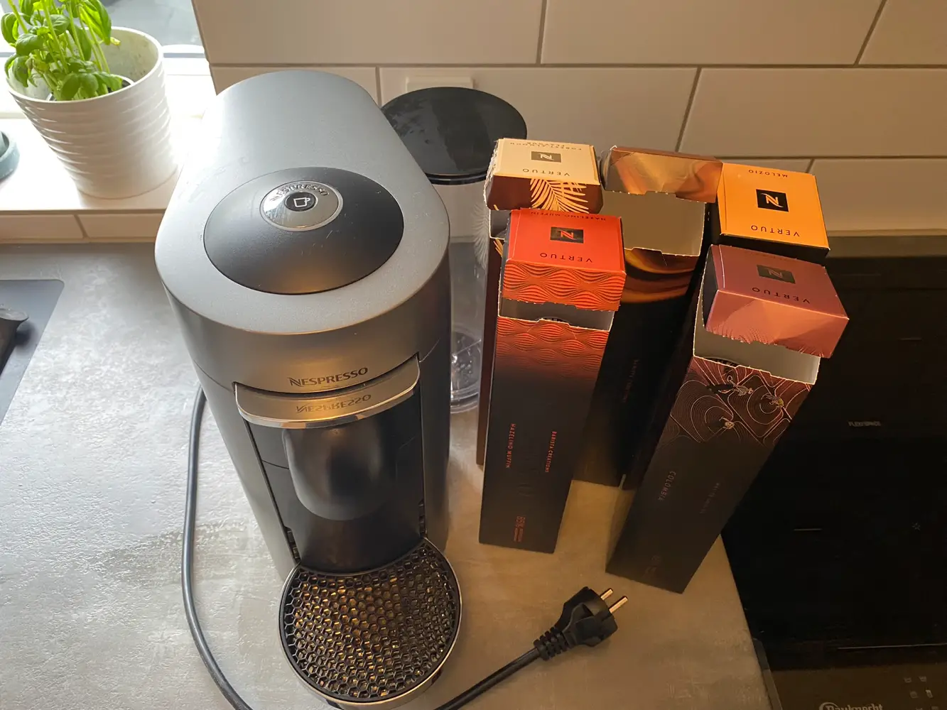 Nespresso Vertuo deluxe titan