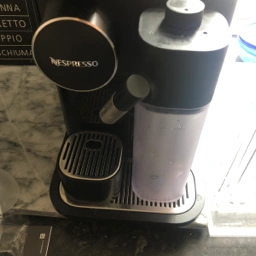 Nespresso Kaffemaskine